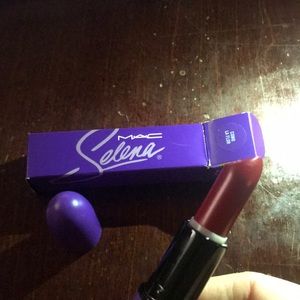 MAC SELENA COMO LA FLOR AMPLIFIED LIPSTICK-New
